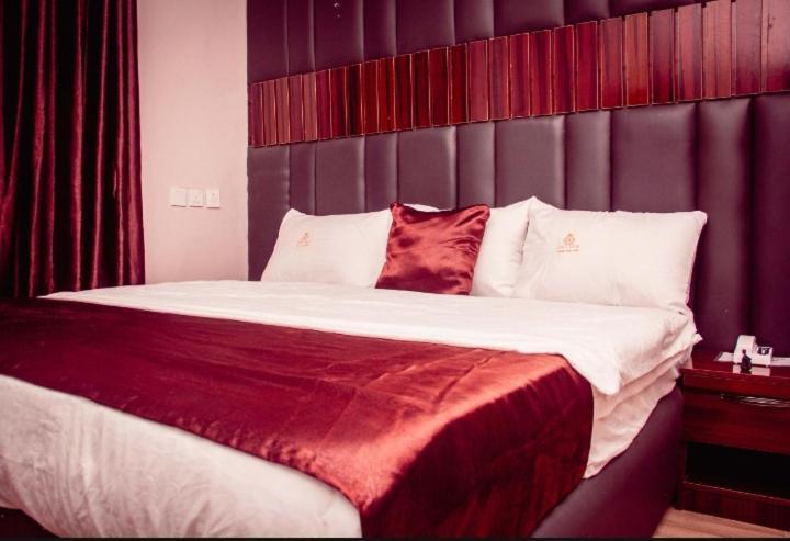 Hotel D Ritz Owode Ede Eksteriør billede